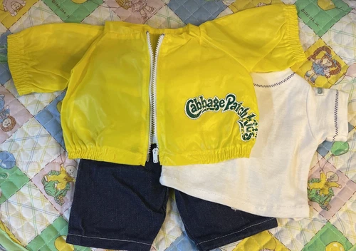 Vintage Cabbage Patch Kids Outfit: Jeans, T-shirt and Windbreaker