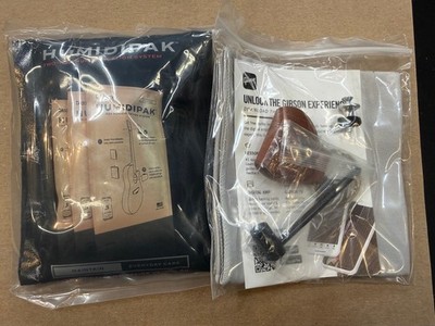 Gibson Acoustic Case Candy, Humidifier, Cloth, Keychain, Wrench, Strapbutton NEW