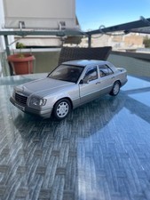 1:18 Mercedes-Benz E320 W124 AutoArt **READ DESCRIPTION**