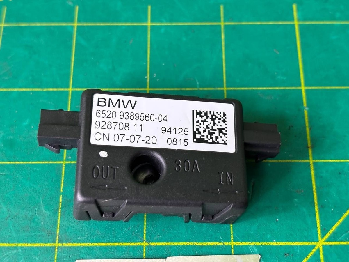 2018-2024 BMW X3 G01 ANTENNA TRAP CIRCUIT MODULE UNIT 65209389560