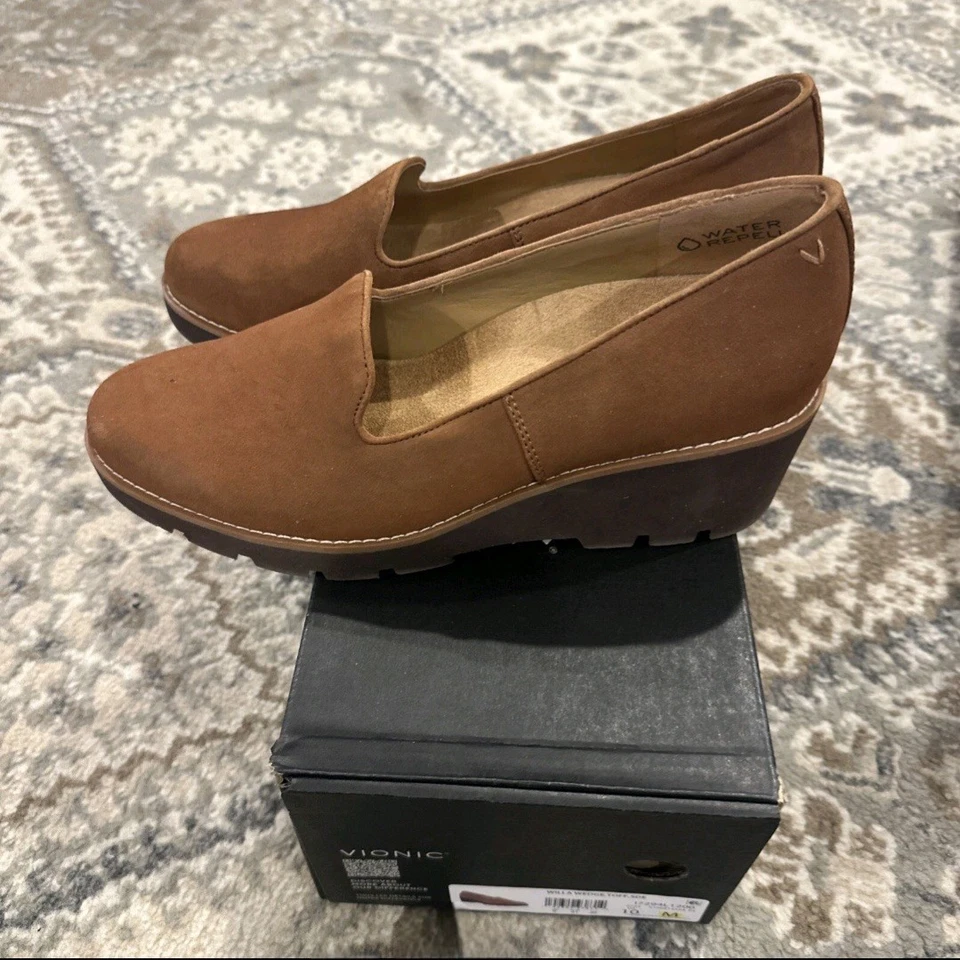 VIONIC Willa Wedge Toffee Gamuza Mujer’s 10M Foto 3 de 4