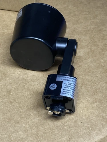 Satco Nuvo TH454 Lighting LED 12W Track Head Taper Back Black-36° Beam New - Picture 7 of 7