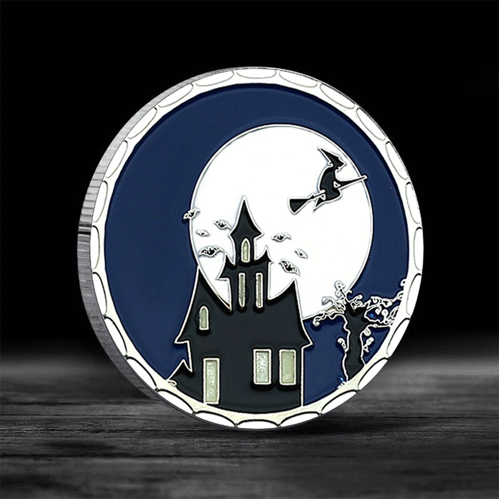 Halloween Pumpkin Coin with Haunted House and Moon Design – Halloween Souvenir Medal