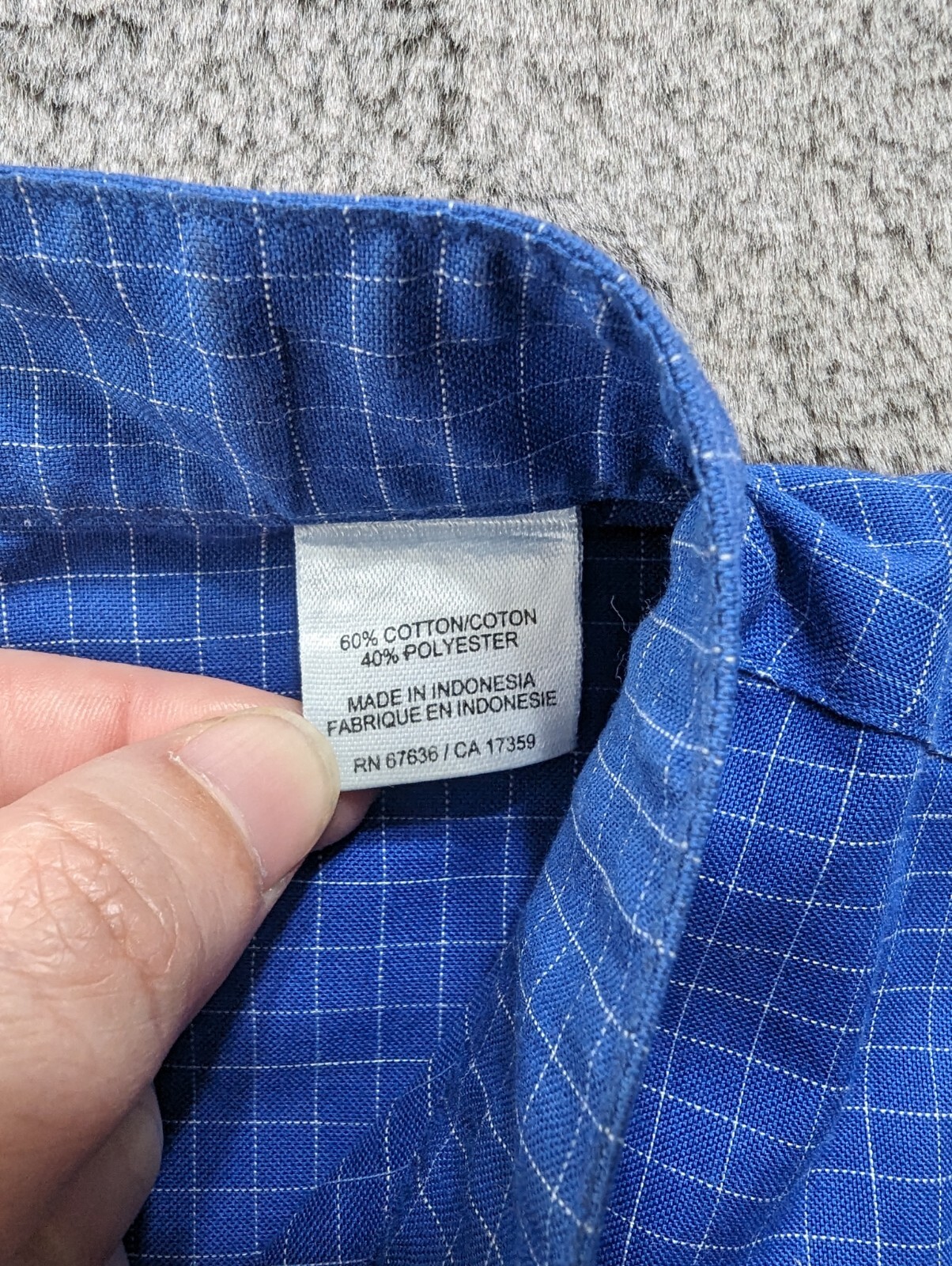 Yves Saint Laurent collo a fascia manica lunga uomo taglia 15 5 34 35 blu