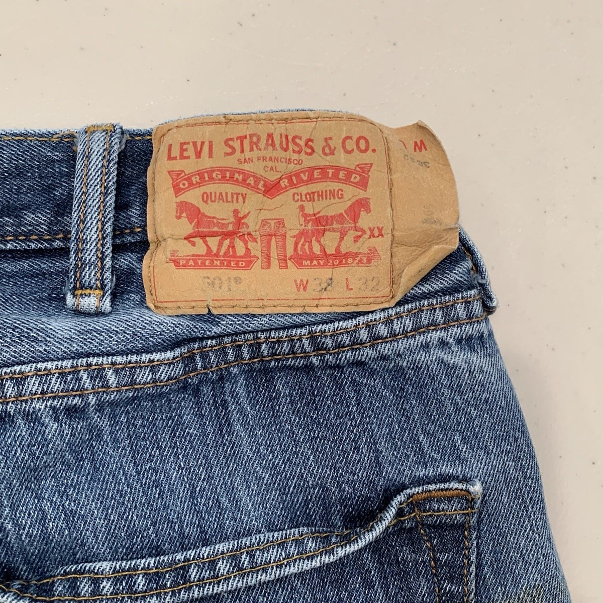 Levis 501 Jeans Men's Size 38x32 (See Pics) Denim Blue Straight