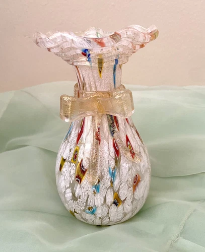 Vintage MURANO ITALY ART GLASS Ruffled Top, VASE Millefiori Venetian