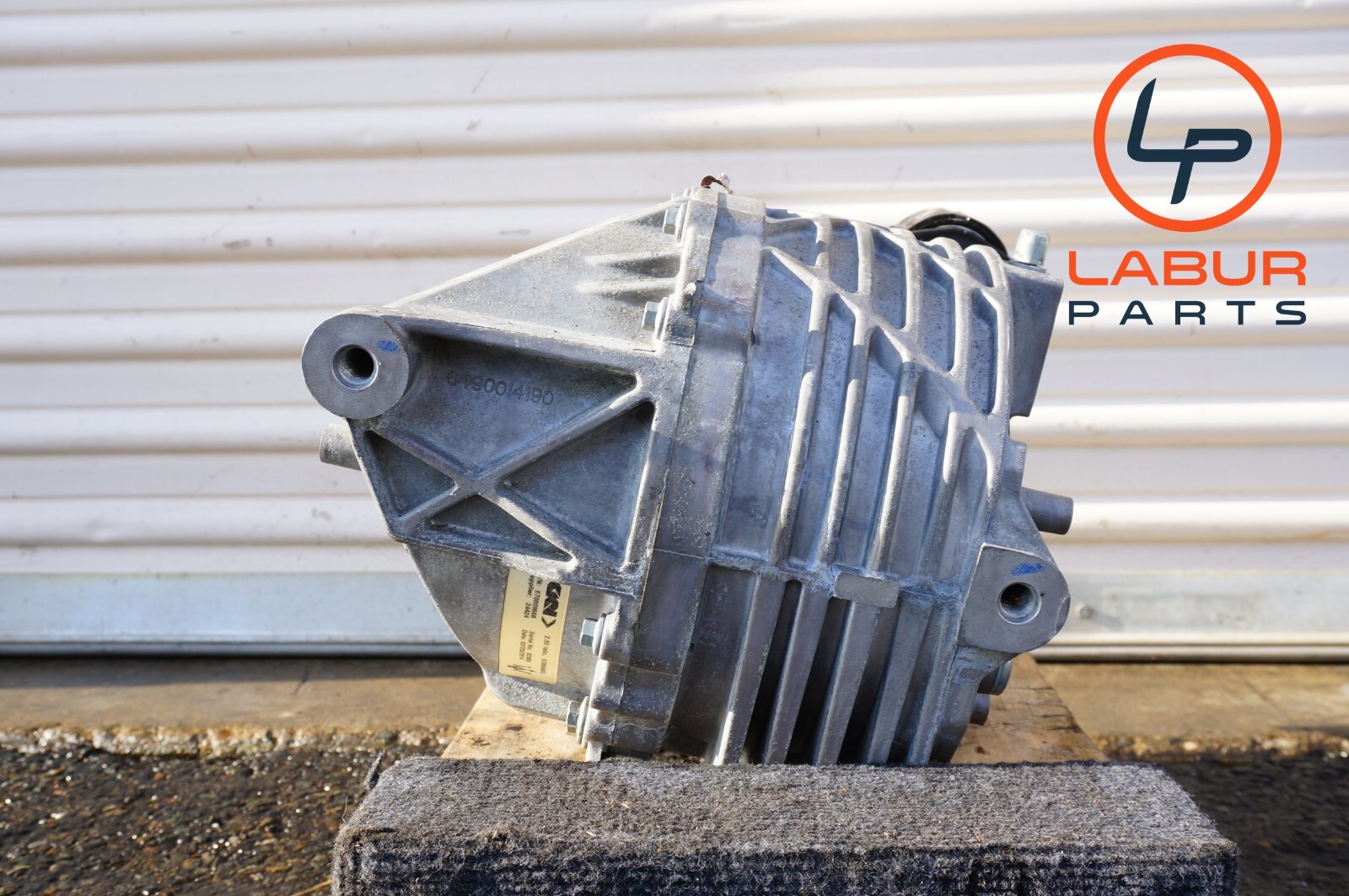 M157 14-17 Maserati Ghibli Rear Diff Differential Axle Carrier Gear Ratio 2.80
