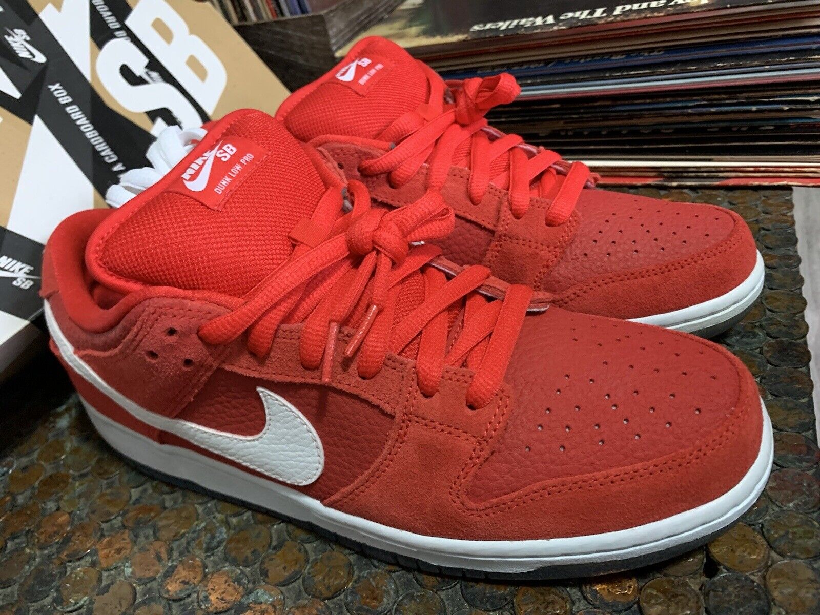 Delegeren hoekpunt Portret 🩸🥶NEW VINTAGE DS 2012 NIKE SB DUNK LOW Challenge Red University Blue SZ  10.5M | eBay