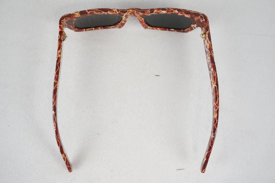 Gafas de sol unisex Marni IFCN U96 Haicli Lava en rojo con lente gris liso y bolsa Foto 4 de 4