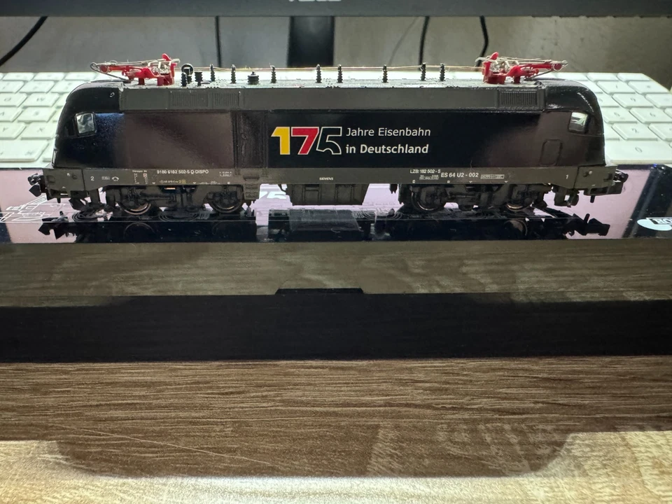 Hobbytrain H2761 Locomotive Électrique Taurus Spécial 125 Ans Train Top État Ovp - Photo 3/4