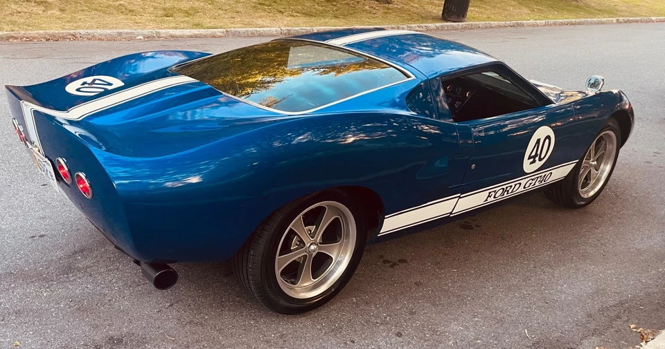 Réplica/Kit Makes Ford GT40 1967 réplica Foto 3 de 4