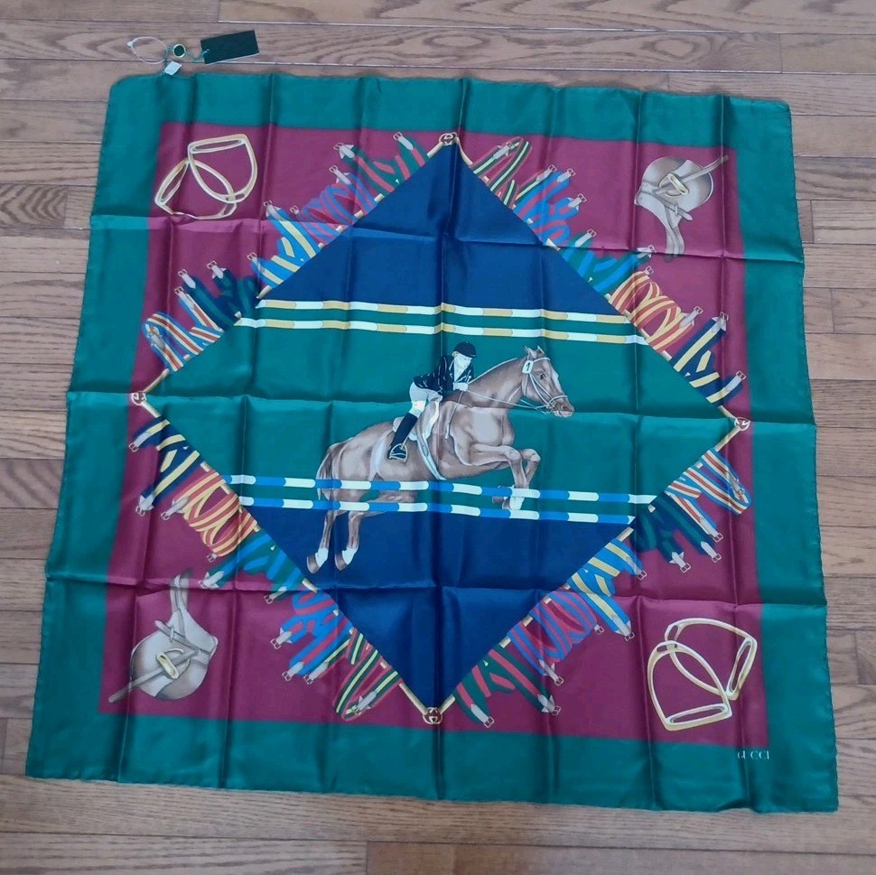 Vintage Gucci Jockey On Horse Silk Scarf Green Trim 33”x33" NWT Ref4012