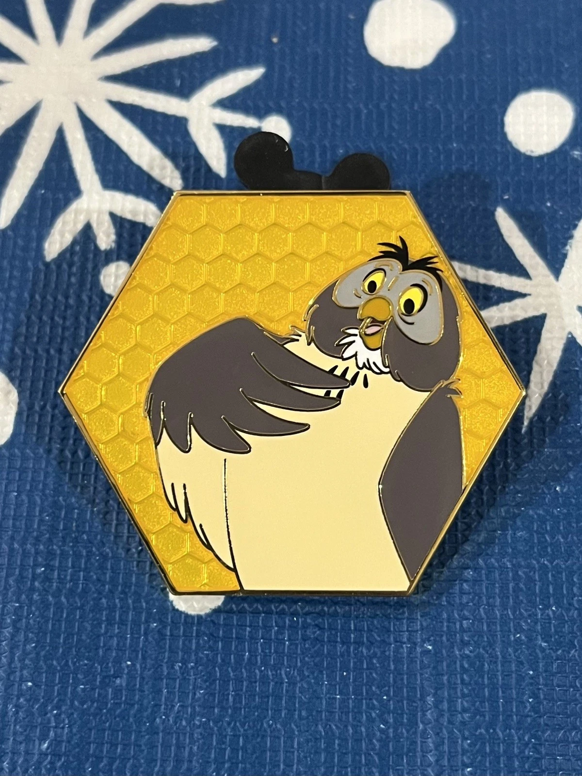 Winnie The Pooh And The Honey Tree 60th Anniversary Blind Box Pin: Owl