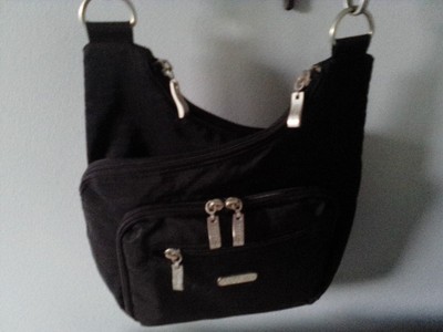 Baggallini Crossbody Bag Three Compartments Lots Of Space In A Small Bag