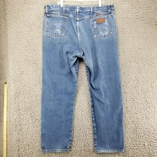 Wrangler Jeans Mens 42x32 Blue 100% Cotton High Rise 31MWZPW Relaxed *Read*