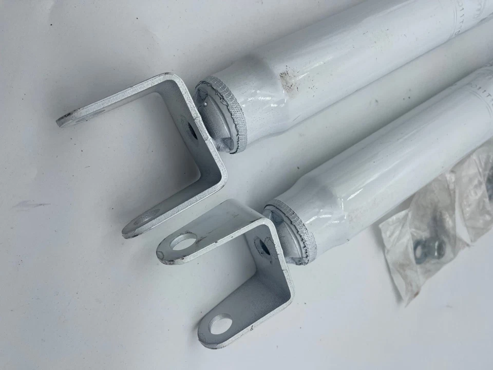 Par de amortiguadores traseros Rancho RS5000X para Jeep Grand Cherokee 11-18 con elevación de 0" Foto 4 de 4