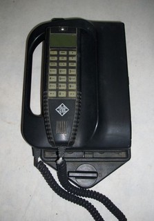 Altes Autotelefon AEG Telecar D902 für Bastler Defekt