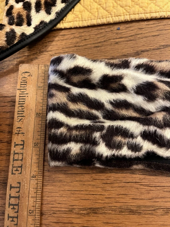 2186🌟Vintage CHEETAH Print Accessory Lot (8) Belts Silk Scarves Collar Bandana - Image 3 of 4