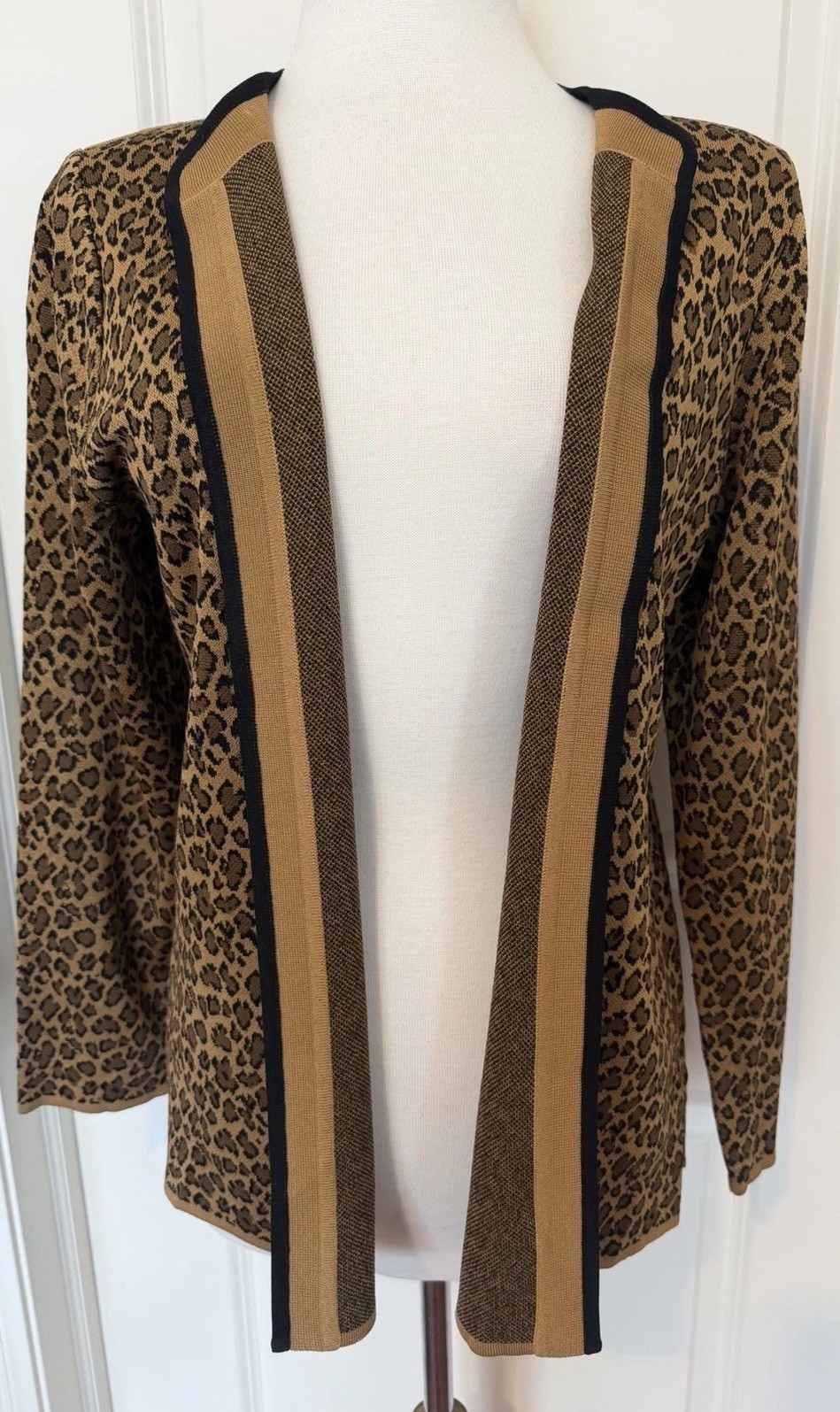 Misook Leopard Print Open Front Long Sleeves Card… - image 4