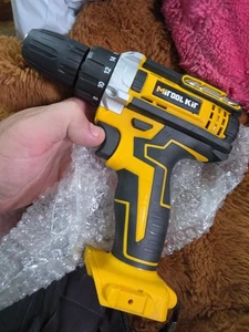 Brand New Mitool Kit Cordless Screwdriver With 2 Batteries And Accessories