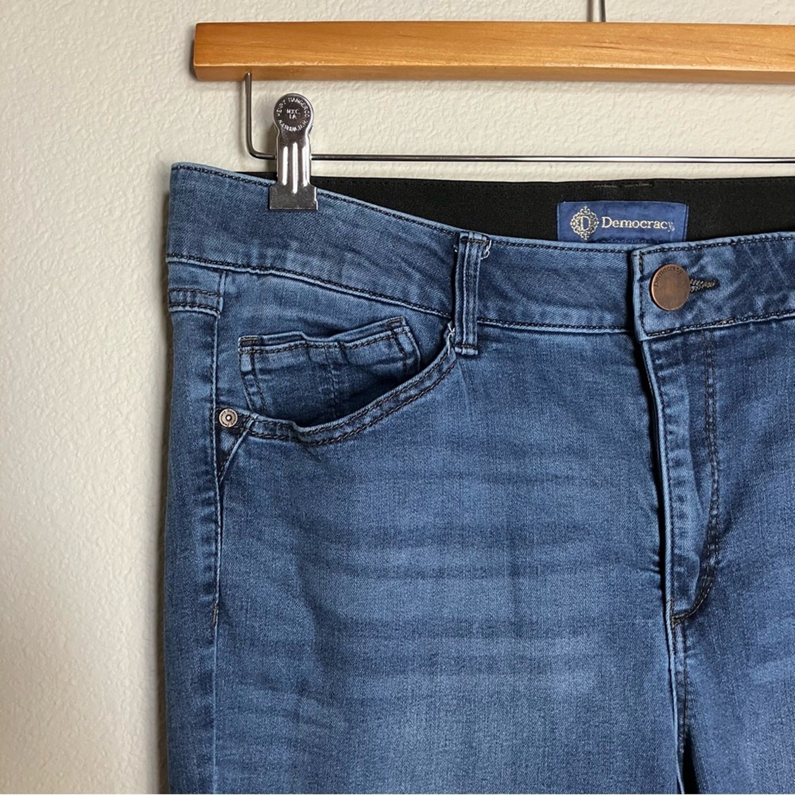 DEMOCRACY "Ab" Solution Itty Bitty Bootcut Jeans … - image 4