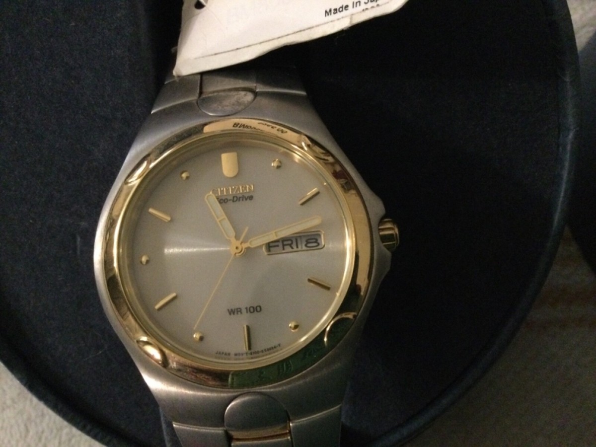 CITIZEN Eco-Drive時計 Citizen Eco-Drive Radio-Controlled Moon Phase Blue Dial