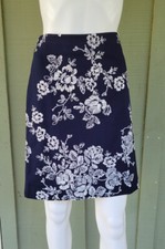 New TALBOTS Navy Blue White Floral Stretch Cotton Skirt 10