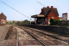 IWC409 - Carisbrooke Railway Station c1936 , Isle of Wight - print 6x4