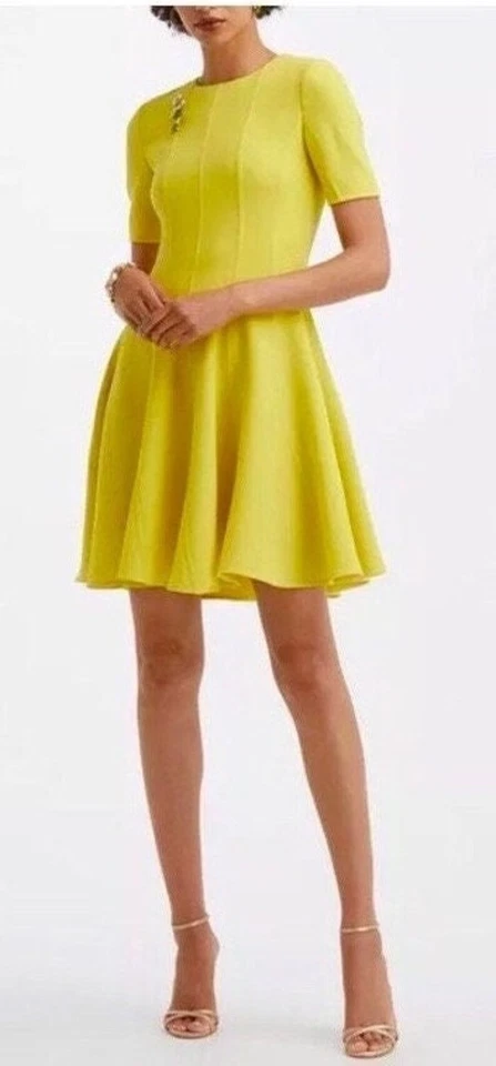 VESTIDO OSCAR DE LA RENTA MANGA CORTA PANEL ACAMPANADO CREPÉ TALLA 4 - AMARILLO LIMÓN Foto 3 de 4