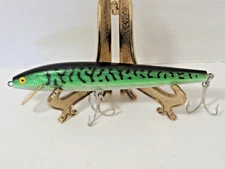 Vintage Rebel Minnow Floater 7" Green, Black, White Fishing Lure, EX+