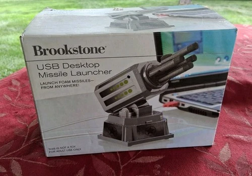 BROOKSTONE USB Computer Desktop Foam Missile Launcher *New-Open Box*