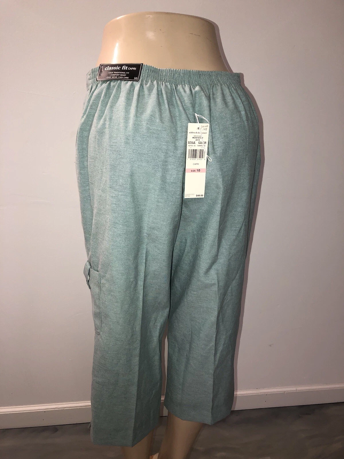 Alfred Dinner Women’s Classic Fit Capri Pants Size 10 NWT Original $48.00
