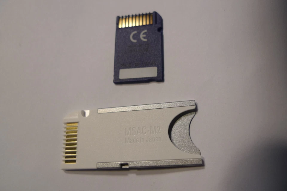 Genuine Sony memory stick duo magicgate 128MB MSH-M128 w/adaptor MSAC-M2 camera - Image 2 of 4