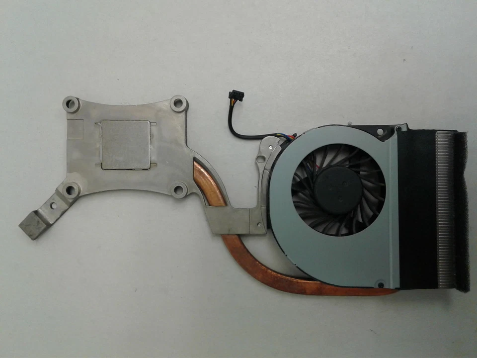 GENUINE!! DELL LATTITUDE E6430 SERIES HEATSINK CPU COOLING FAN 0XDK0 00XDK0 - Image 2 of 3