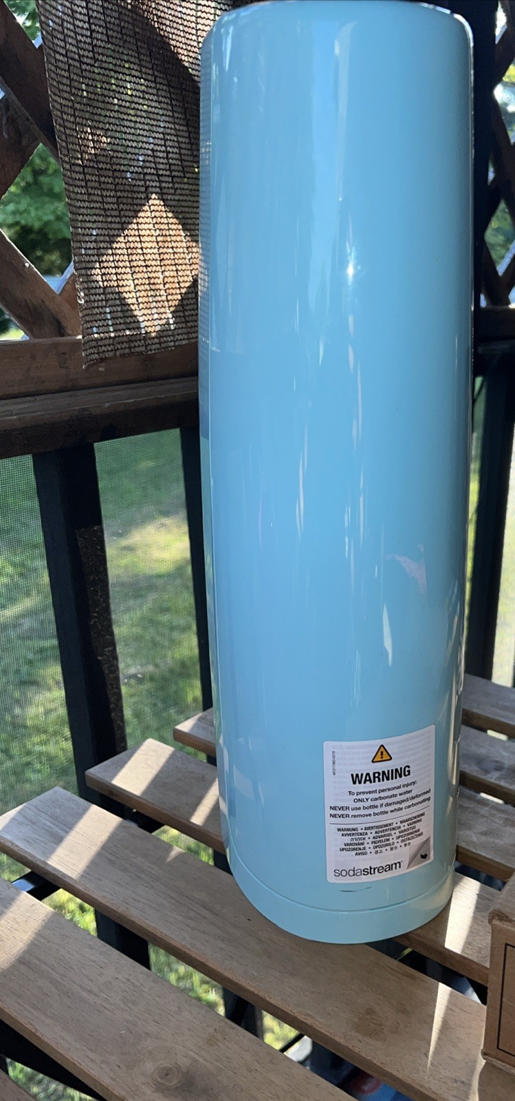 SodaStream Fizzi SPT-001 Icy Blue Machine With CO2 Cartridge