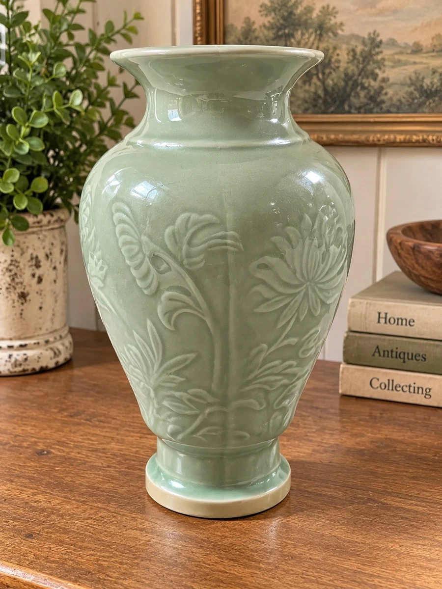 Porcelain & Pottery Green Vintage Original Antique Chinese Vases