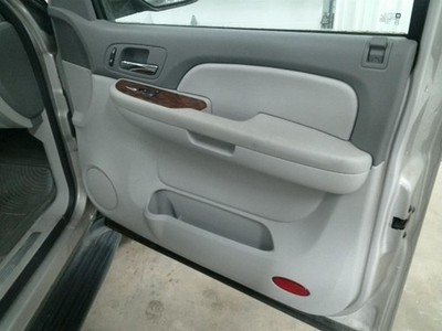 YUKON     2009 Front Door Trim Panel 104843681