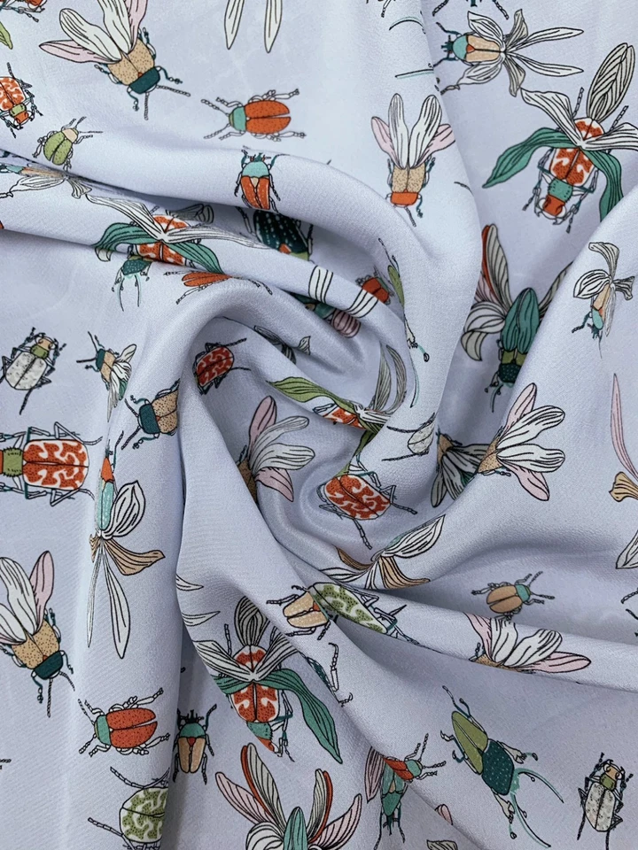 Tela de seda crepé 100 % seda natural 16 Momme insectos azules 54" ancho 1 metro JX053 Foto 2 de 4