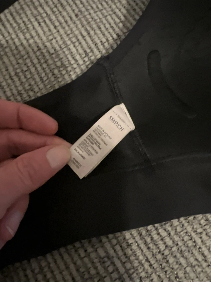 Under Armour Women's Athletic Sports Bra Black Size Small - Image 4 of 4