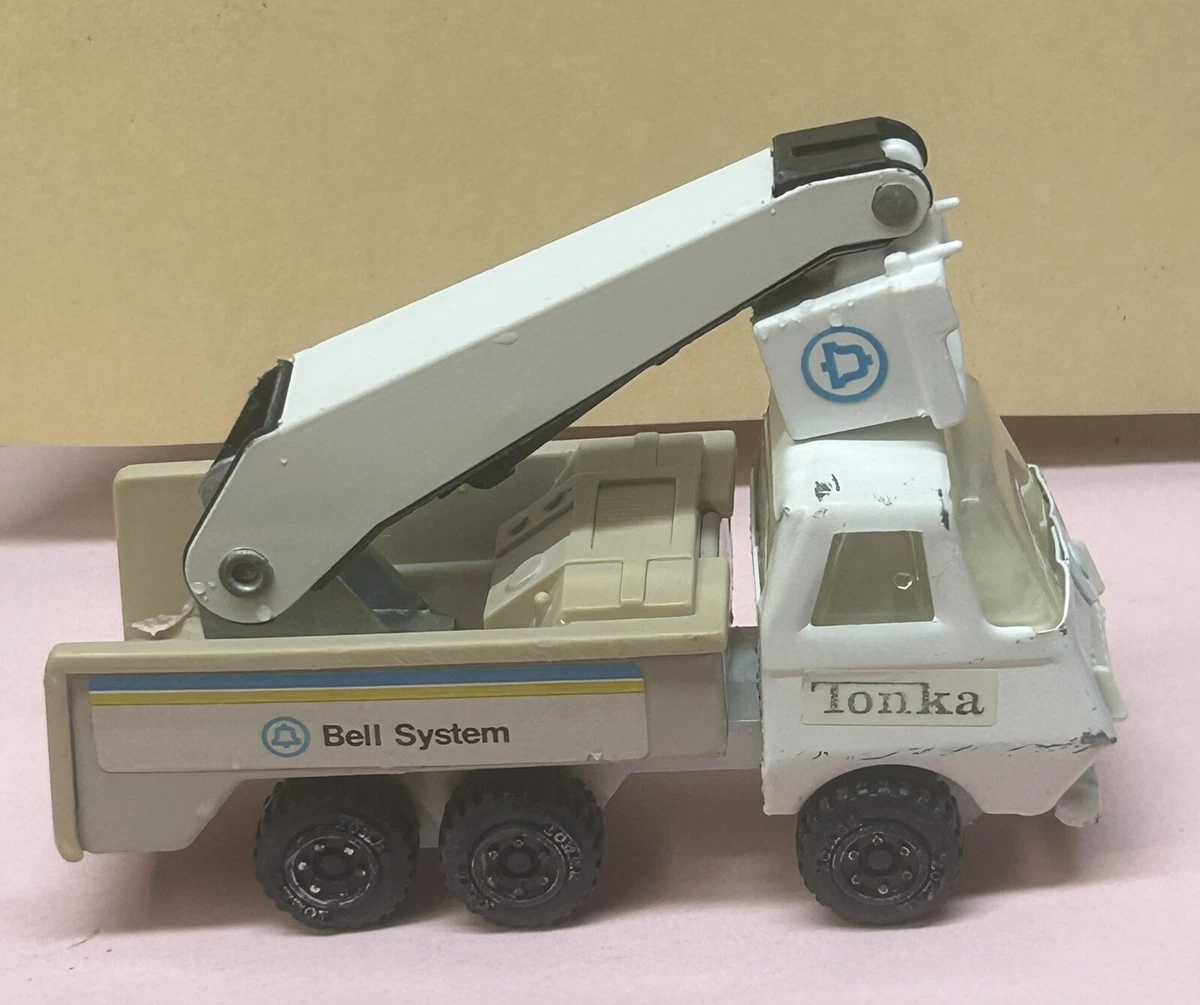 Tonka bucket truck store