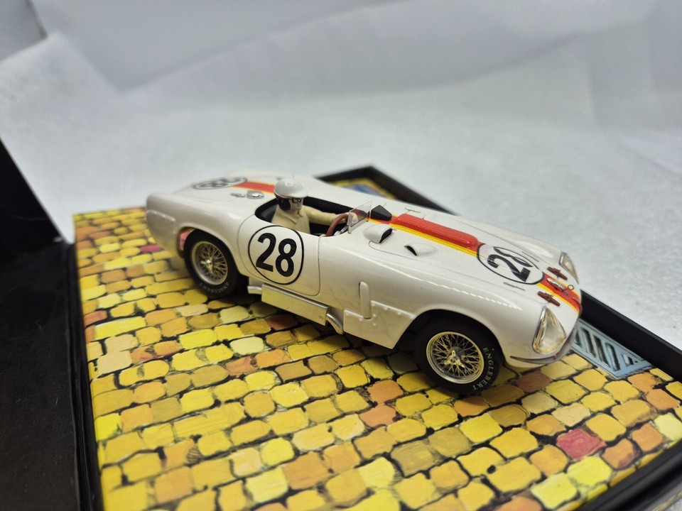 Pegaso Z-102 Spyder Le Mans (Esc 1:43