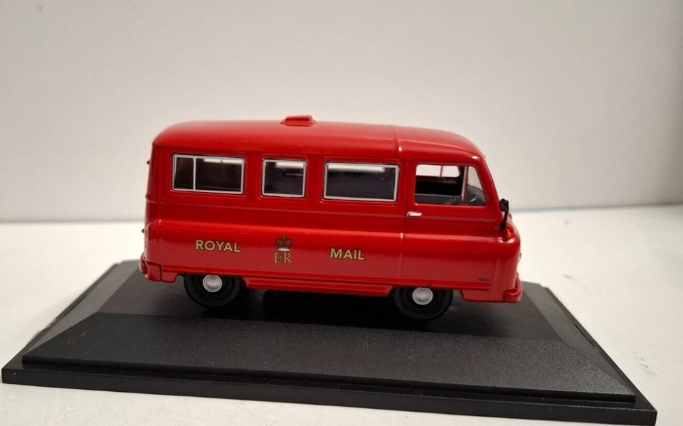 CORGI TOYS  1:43 FURGONE  DIE CAST MORRIS ROYAL MAIL  ROSSO   EDI VARIE  15 - Immagine 2 di 4