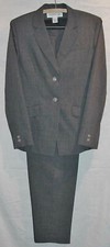 CLASSIC JONES NEW YORK LADIES GRAY 2 PIECE PANT SUIT SIZE 6 LINED NEW w/o TAGS