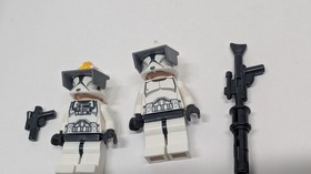 LEGO Star Wars Minifigure Lot Clone Trooper + Pilot Phase 1 AOTC Gunship 75021