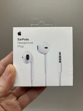 Apple EarPods In Ear Canal Headset - White (MNHF2AM/A) *New in Original Box