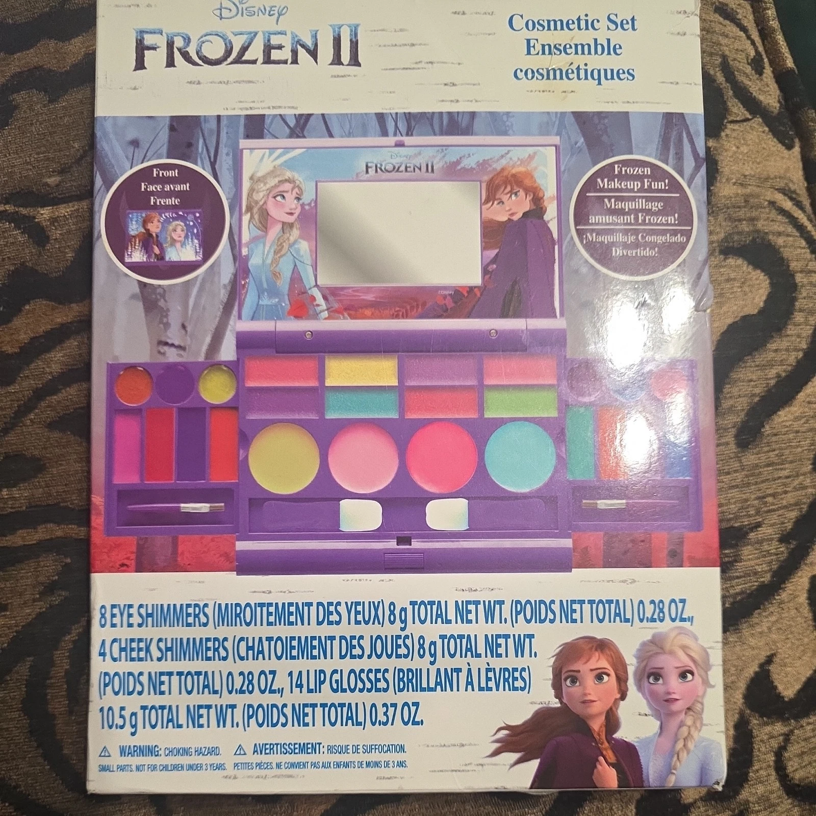 Townley Girl Disney Frozen Elsa and Anna Kids Washable Compact Beauty Kit