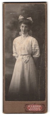 Photograph K. D. Borst, Giessen, Bahnhofstrasse 61, portrait young lady in time 