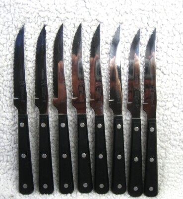 J.A. HENCKELS INTERNATIONAL 39322-800 8 Piece Steak Knife Set