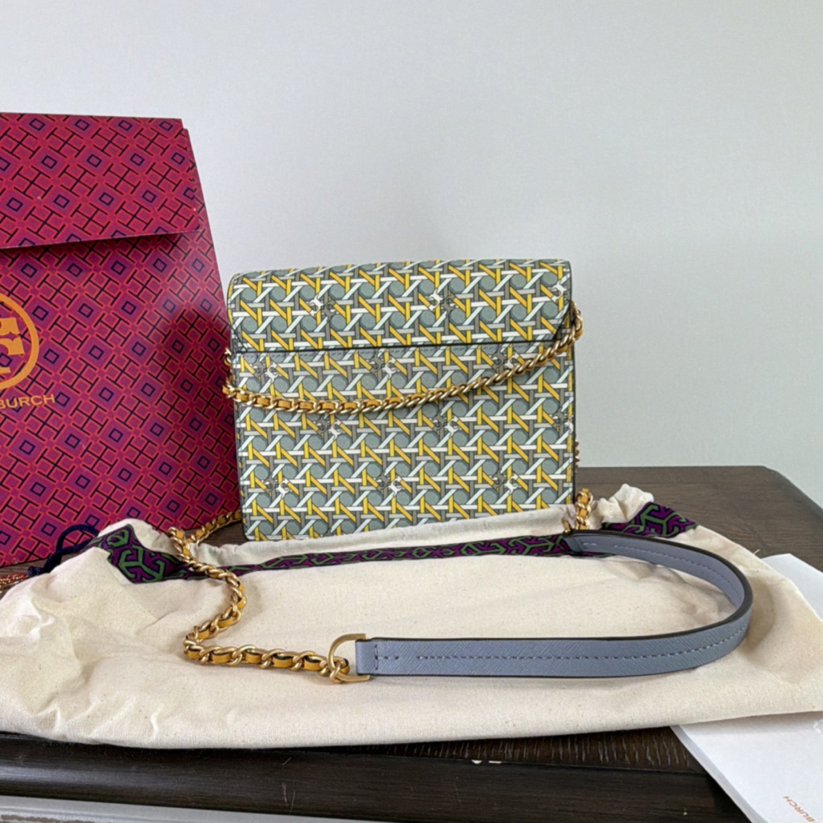 Tory Burch Geometric Pattern Chain Strap Shoulder… - image 7