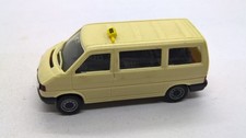 Herpa 042437 Volkswagen VW T4 Caravelle Bus Kombi beige TAXI mit Dachschild (59)